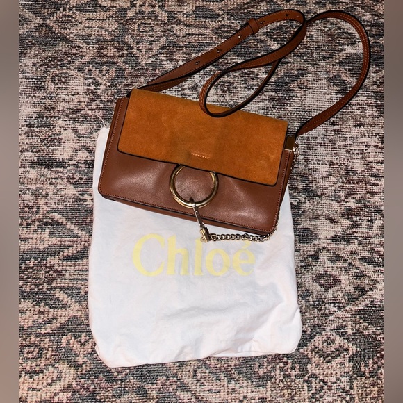 Chloè Faye Crossbody - Picture 9 of 10